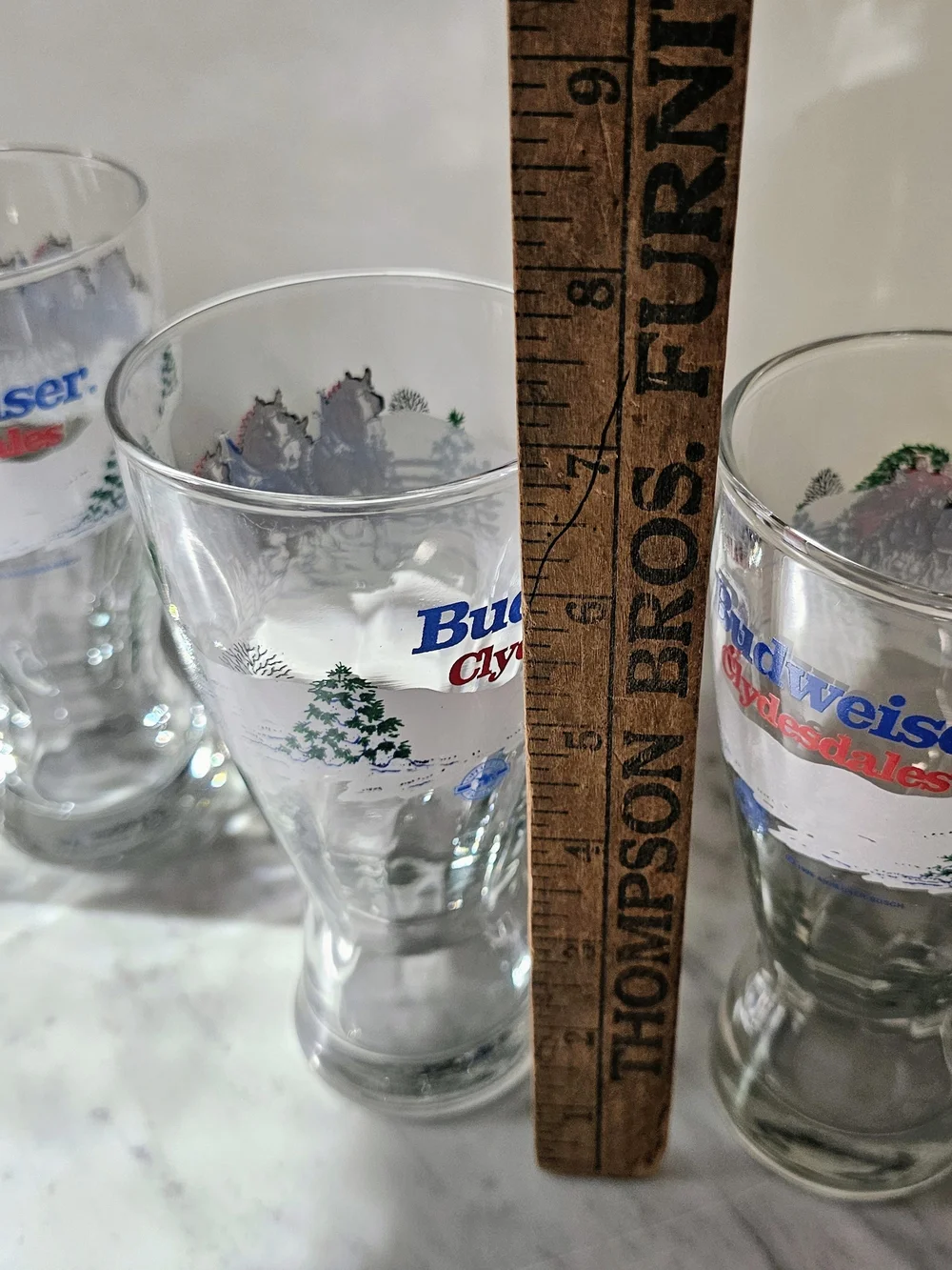 Budweiser Clydesdales Pilsner Glasses Set 4 Vintage 1995 Christmas Holiday Bar